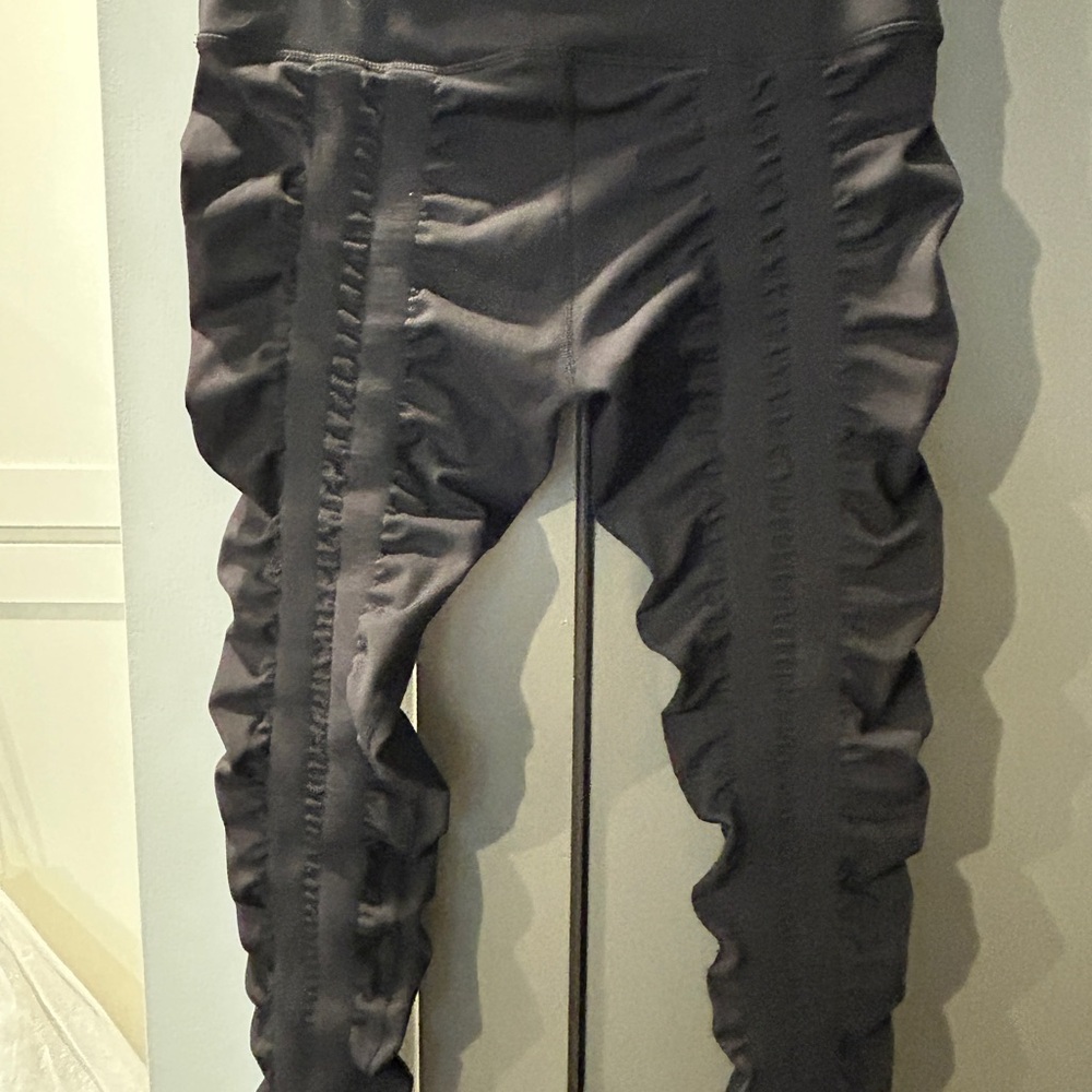 Black Ruched Leggings